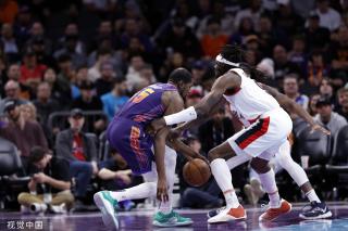 冰球选手每 冰球选手每