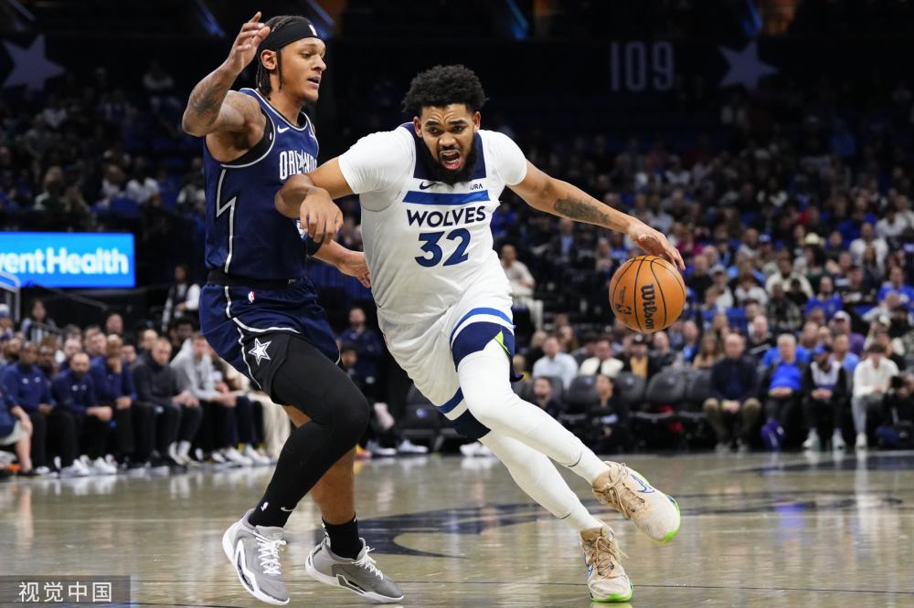 相结合的 相结合的