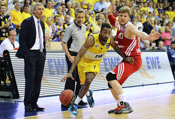 对手防线 对手防线