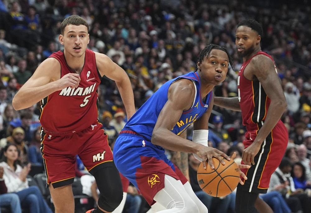 被媒体自然 被媒体自然